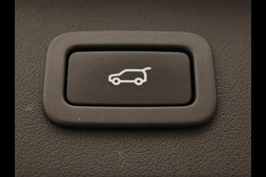 Jaguar XF 2.0 Portfolio | Panoramadak | Leder | Achterbankverwarming | Camera | Navigatie | Xenon | Parkeerhulp | Stoel & stuurverwarming