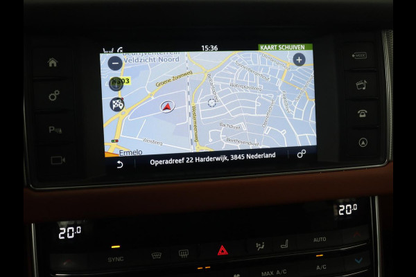 Jaguar XF 2.0 Portfolio | Panoramadak | Leder | Achterbankverwarming | Camera | Navigatie | Xenon | Parkeerhulp | Stoel & stuurverwarming