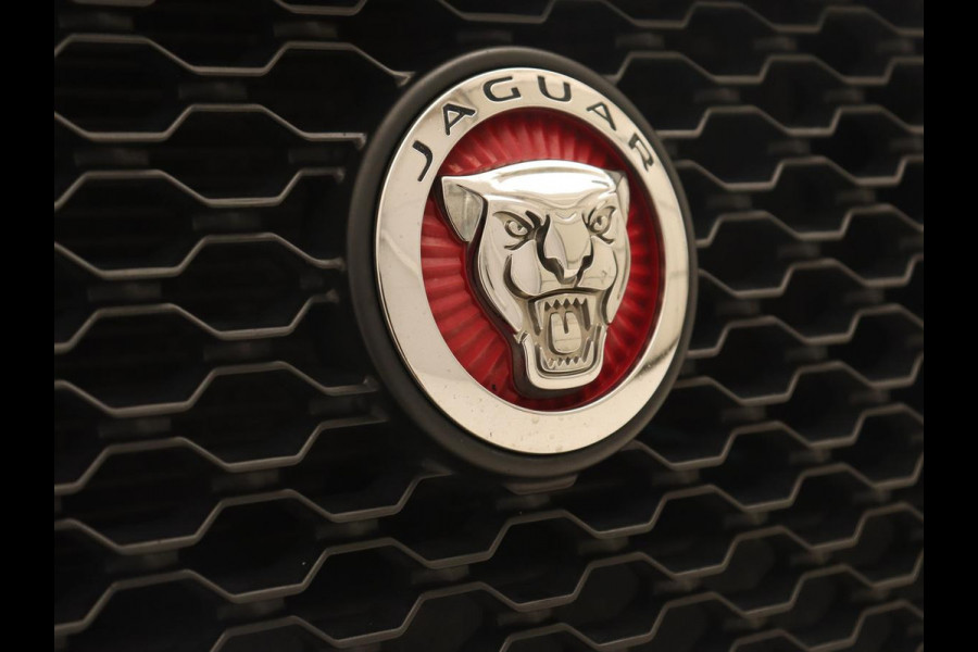 Jaguar XF 2.0 Portfolio | Panoramadak | Leder | Achterbankverwarming | Camera | Navigatie | Xenon | Parkeerhulp | Stoel & stuurverwarming