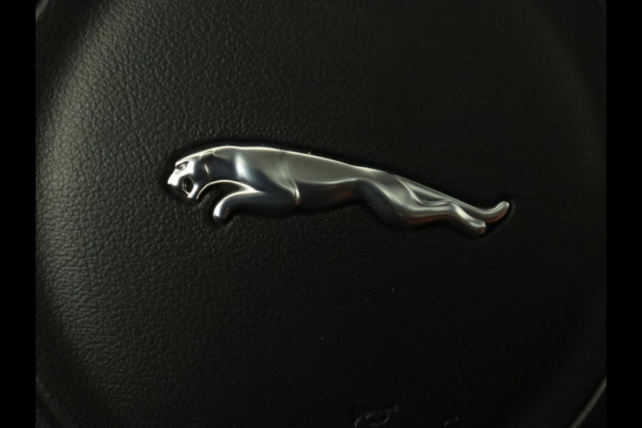 Jaguar XF 2.0 Portfolio | Panoramadak | Leder | Achterbankverwarming | Camera | Navigatie | Xenon | Parkeerhulp | Stoel & stuurverwarming