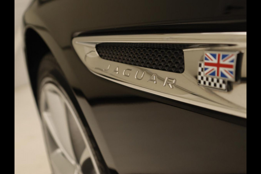 Jaguar XF 2.0 Portfolio | Panoramadak | Leder | Achterbankverwarming | Camera | Navigatie | Xenon | Parkeerhulp | Stoel & stuurverwarming