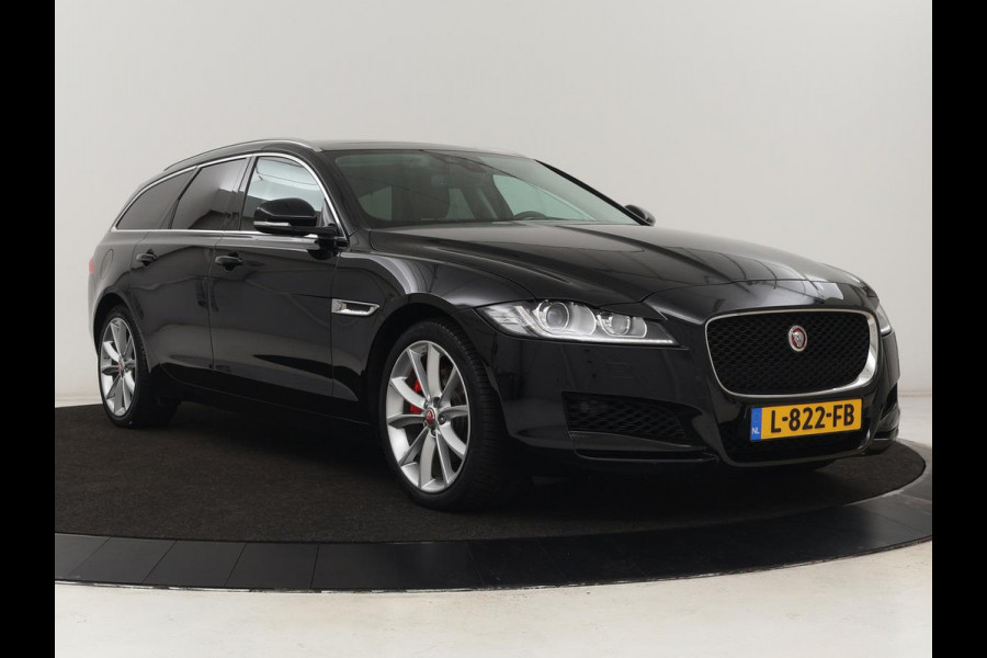 Jaguar XF 2.0 Portfolio | Panoramadak | Leder | Achterbankverwarming | Camera | Navigatie | Xenon | Parkeerhulp | Stoel & stuurverwarming