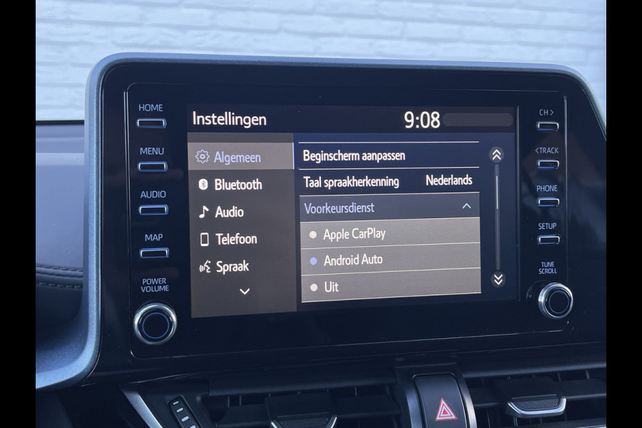 Toyota C-HR 2.0 Hybrid Team D Bi-Tone | Trekhaak | CarPlay | ACC | Camera | LED | DAB+ | Keyless