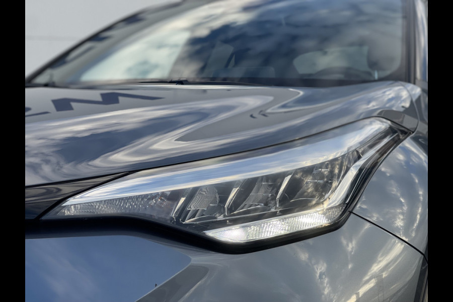 Toyota C-HR 2.0 Hybrid Team D Bi-Tone | Trekhaak | CarPlay | ACC | Camera | LED | DAB+ | Keyless