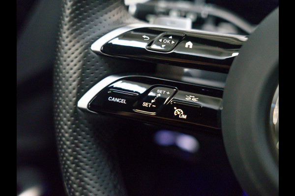 Mercedes-Benz C-Klasse C 300e AMG Line | Pano | Carplay | Digital Light | Leder