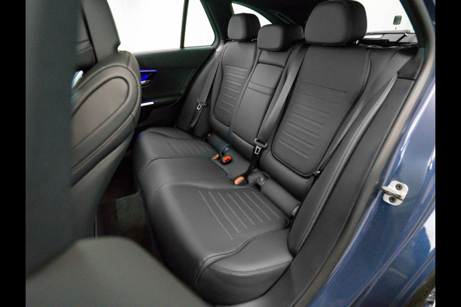 Mercedes-Benz C-Klasse C 300e AMG Line | Pano | Carplay | Digital Light | Leder