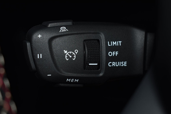 DS 7 Crossback 1.6 Turbo Plugin-Hybrid 225PK Aut. Performance Line + | Navi | 360 Camera | Stoelverwa. | Incl. Garantie