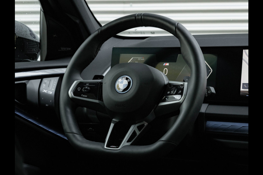 BMW X3 xDrive30e M-Sport Pro - Pano - Driving + Parking Ass Plus - Harman Kardon