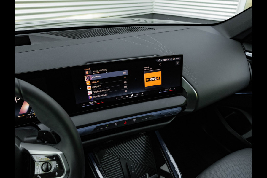 BMW X3 xDrive30e M-Sport Pro - Pano - Driving + Parking Ass Plus - Harman Kardon