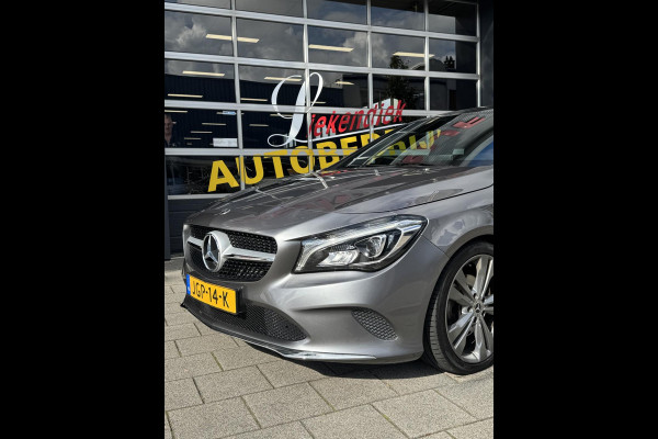 Mercedes-Benz CLA-Klasse 180 Ambition & Urban - Navigatie I Airco I Bi-Xenon I PDC I Sport interieur I Dealer onderhouden
