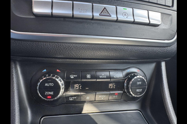 Mercedes-Benz CLA-Klasse 180 Ambition & Urban - Navigatie I Airco I Bi-Xenon I PDC I Sport interieur I Dealer onderhouden