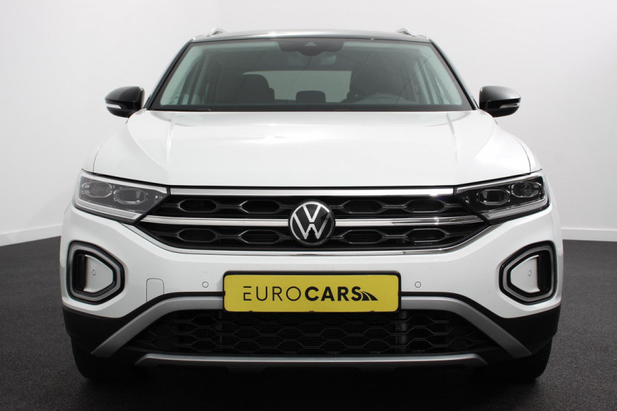Volkswagen T-Roc 1.5 TSI DSG Style Demo Navigatie Apple Carplay / Android Auto Climate Control Led Digitale Cockpit Adaptive Cruise Control Trekhaak Volkswagen T-Roc 1.5 TSI DSG Style Demo Navigatie Apple Carplay / Android Auto Climate Control Led Digitale Cockpit Adaptive Cruise Control Trekhaak