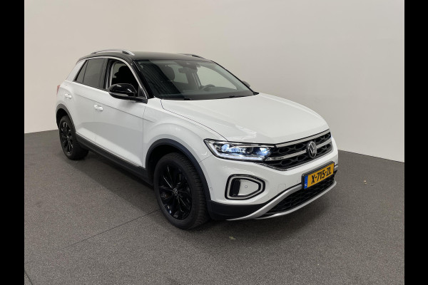 Volkswagen T-Roc 1.5 TSI DSG Style Demo Navigatie Apple Carplay / Android Auto Climate Control Led Digitale Cockpit Adaptive Cruise Control Trekhaak Volkswagen T-Roc 1.5 TSI DSG Style Demo Navigatie Apple Carplay / Android Auto Climate Control Led Digitale Cockpit Adaptive Cruise Control Trekhaak