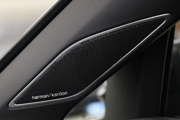 Volkswagen Golf 2.0 TSI GTI CLUBSPORT PANO/HUD/H&K/IQ/NAVI/CAM Volkswagen Golf 2.0 TSI GTI CLUBSPORT PANO/HUD/H&K/IQ/NAVI/CAM