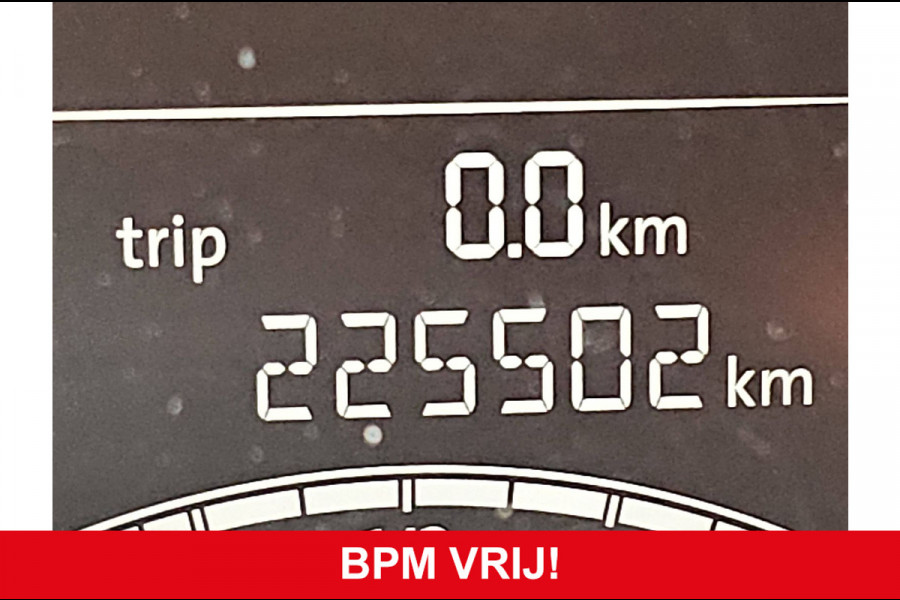 Volkswagen Transporter Kombi 2.0 TDI L2H1 Combi Personenbus BPM Vrij 9 persoons Airco Euro6