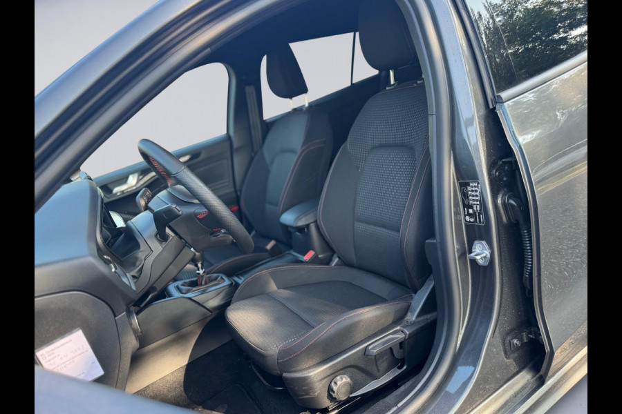 Ford FOCUS Wagon 1.0 EcoBoost Hybrid ST Line, trekhaak, achteruitrijcamera, vele opties, Nederlandse auto met nationale auto pas