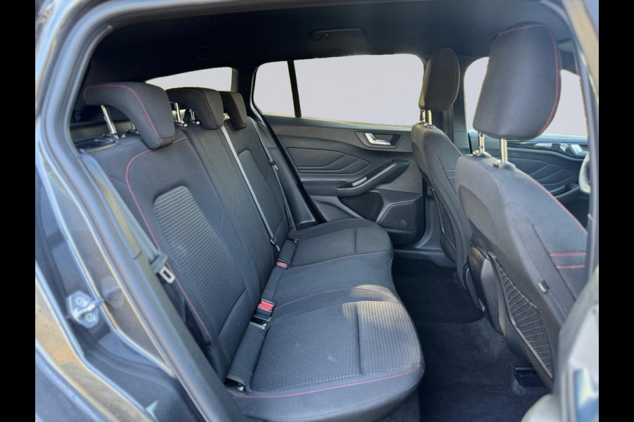 Ford FOCUS Wagon 1.0 EcoBoost Hybrid ST Line, trekhaak, achteruitrijcamera, vele opties, Nederlandse auto met nationale auto pas