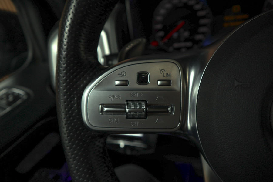Mercedes-Benz G63 AMG Panodak Carbon Burmester Leer 360 PTS Open dak Navi Memory Stoelventilatie Stoelverwarming Climate NL auto Mercedes-Benz G63 AMG Panodak Carbon Burmester Leer 360 PTS Open dak Navi Memory Stoelventilatie Stoelverwarming Climate NL auto