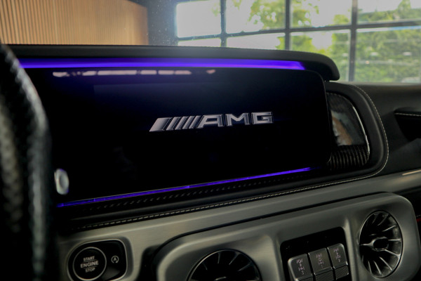 Mercedes-Benz G63 AMG Panodak Carbon Burmester Leer 360 PTS Open dak Navi Memory Stoelventilatie Stoelverwarming Climate NL auto Mercedes-Benz G63 AMG Panodak Carbon Burmester Leer 360 PTS Open dak Navi Memory Stoelventilatie Stoelverwarming Climate NL auto