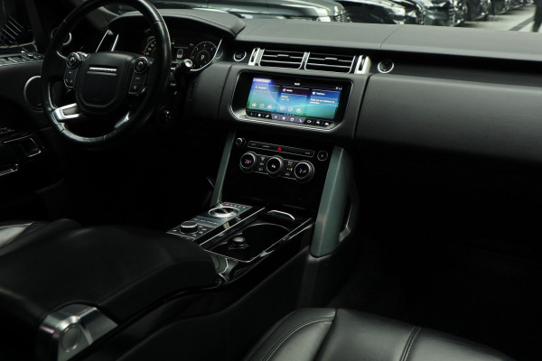 Land Rover Range Rover 3.0 TDV6 HSE Black Pack Pano Meridian Carplay 22'' LM velgen Leer Navi Camera ACC Zwarte binnenhemel Climate (3-zone)
