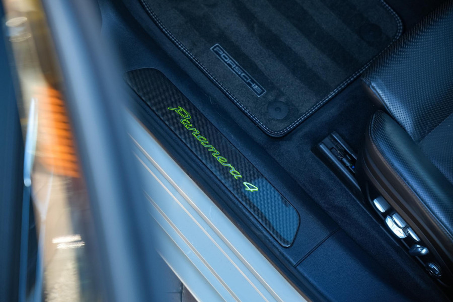 Porsche Panamera Sport Turismo 2.9 4 E-Hybrid Panoramadak SportDesign Burmester SportChrono