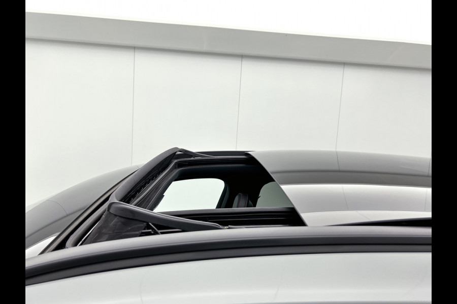 Mercedes-Benz E-Klasse Estate Mercedes-AMG 53 4MATIC+ Night Pakket 1+2 | Panorama Schuif-Kanteldak | 21 Inch AMG Velgen | Burmester® | Trekhaak | AMG Real Performance Sound. Inclusief 24 maanden MB Certified garantie voor Europa.