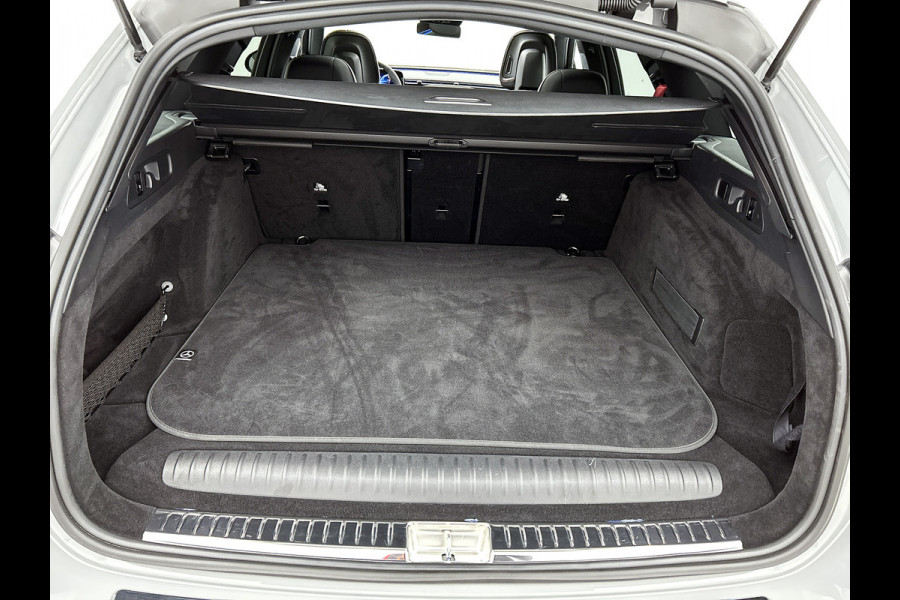 Mercedes-Benz E-Klasse Estate Mercedes-AMG 53 4MATIC+ Night Pakket 1+2 | Panorama Schuif-Kanteldak | 21 Inch AMG Velgen | Burmester® | Trekhaak | AMG Real Performance Sound. Inclusief 24 maanden MB Certified garantie voor Europa.