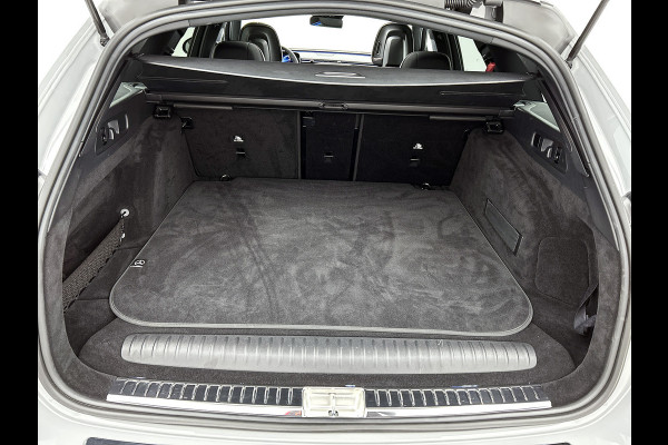 Mercedes-Benz E-Klasse Estate Mercedes-AMG 53 4MATIC+ Night Pakket 1+2 | Panorama Schuif-Kanteldak | 21 Inch AMG Velgen | Burmester® | Trekhaak | AMG Real Performance Sound. Inclusief 24 maanden MB Certified garantie voor Europa.