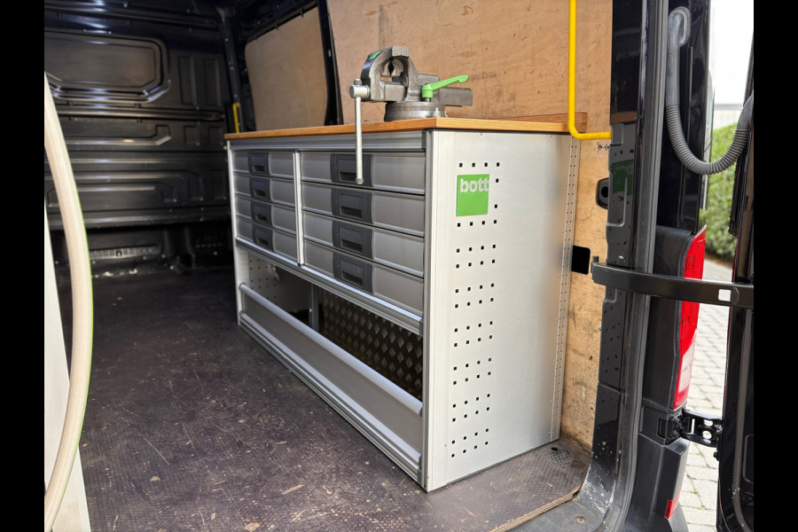 MAN TGE 35 2.0 L3 H3 - Splinernieuwe Inrichting - Automaat - 3000kg