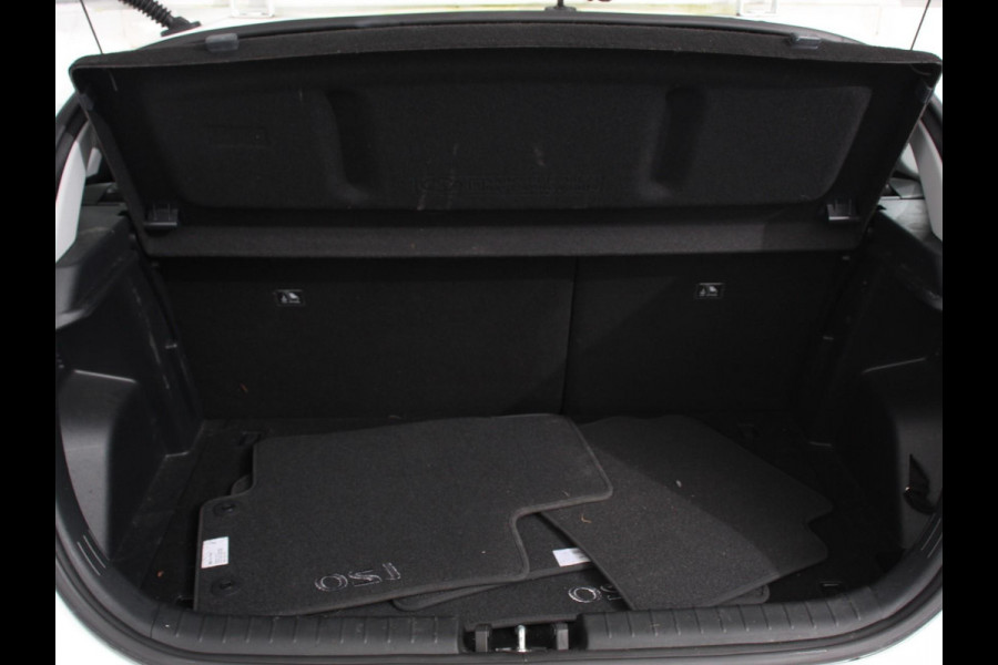 Hyundai i20 1.2 MPI Trend | Navigatie | Apple Carplay/Android Auto | Cruise Control | Parkeer sensoren | Digitale Cockpit | Stoelverwarming