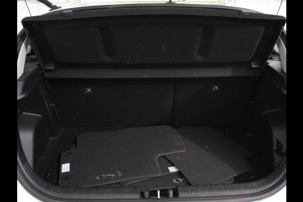 Hyundai i20 1.2 MPI Trend | Navigatie | Apple Carplay/Android Auto | Cruise Control | Parkeer sensoren | Digitale Cockpit | Stoelverwarming