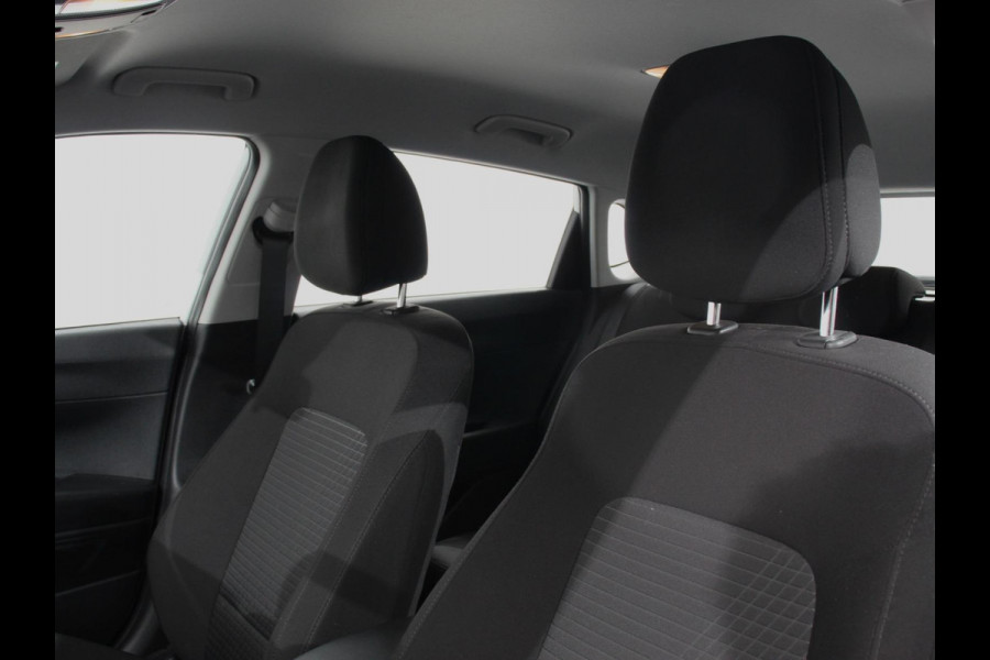 Hyundai i20 1.2 MPI Trend | Navigatie | Apple Carplay/Android Auto | Cruise Control | Parkeer sensoren | Digitale Cockpit | Stoelverwarming