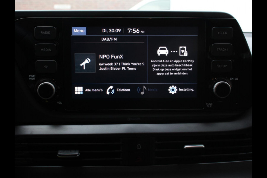 Hyundai i20 1.2 MPI Trend | Navigatie | Apple Carplay/Android Auto | Cruise Control | Parkeer sensoren | Digitale Cockpit | Stoelverwarming
