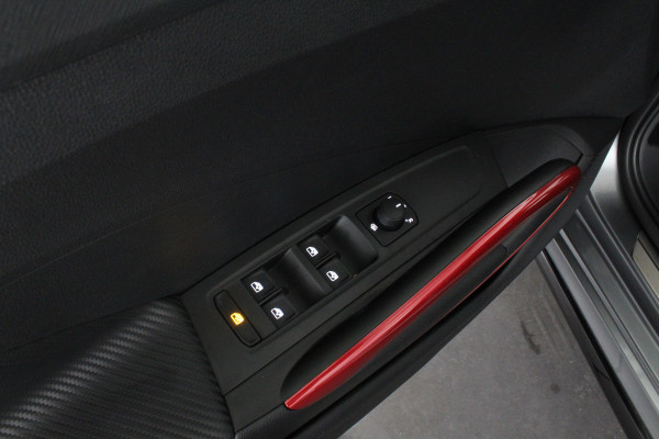 Škoda Fabia 1.0 TSI Monte Carlo (116pk) > Winterpakket Plus/Zwart dak/Camera...