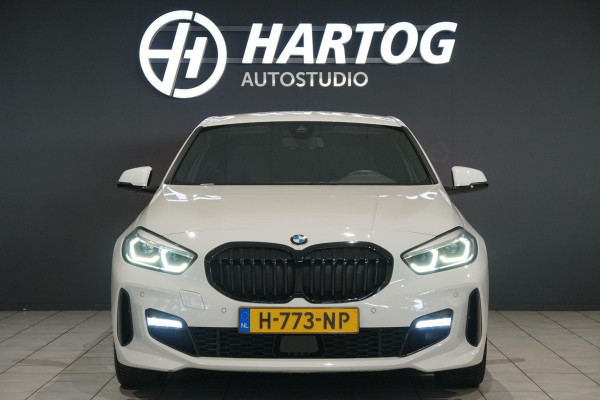 BMW 1-serie 118i M-Sport + KUIPSTOELEN / CAMERA / SFEERVERLICHTING