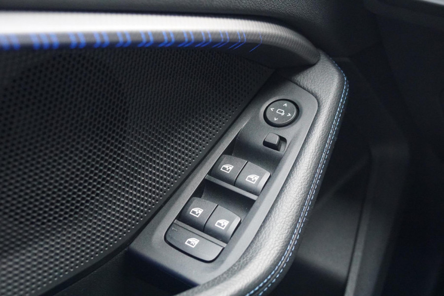 BMW 1-serie 118i M-Sport + KUIPSTOELEN / CAMERA / SFEERVERLICHTING