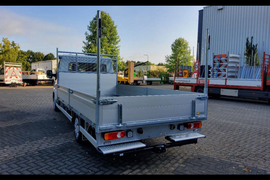 Renault Master E-TECH 87 KW FWD EL - INFRA OPEN LAADBAK 4.40 METER / TREKHAAK 2000 KG. - OPBOUW HARTOG-EST Renault Master E-TECH 87 KW FWD EL - INFRA OPEN LAADBAK 4.40 METER / TREKHAAK 2000 KG. - OPBOUW HARTOG-EST