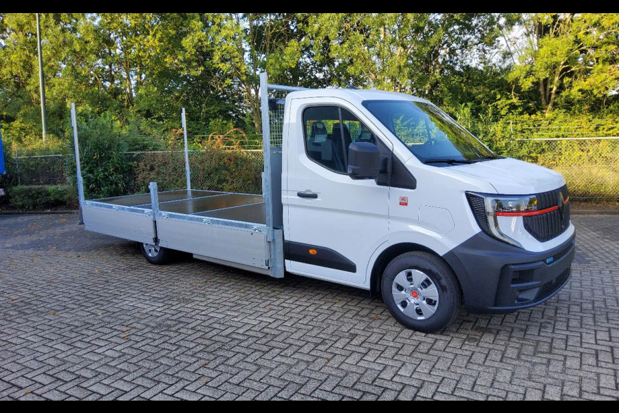 Renault Master E-TECH 87 KW FWD EL - INFRA OPEN LAADBAK 4.40 METER / TREKHAAK 2000 KG. - OPBOUW HARTOG-EST Renault Master E-TECH 87 KW FWD EL - INFRA OPEN LAADBAK 4.40 METER / TREKHAAK 2000 KG. - OPBOUW HARTOG-EST