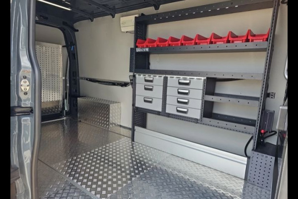 Renault Master T35 2.0 dCi 170PK L3H2 Extra Laadruimte inrichting Airco | Cruise | Camera | Navi |  Oprijschans | Flitsbalk