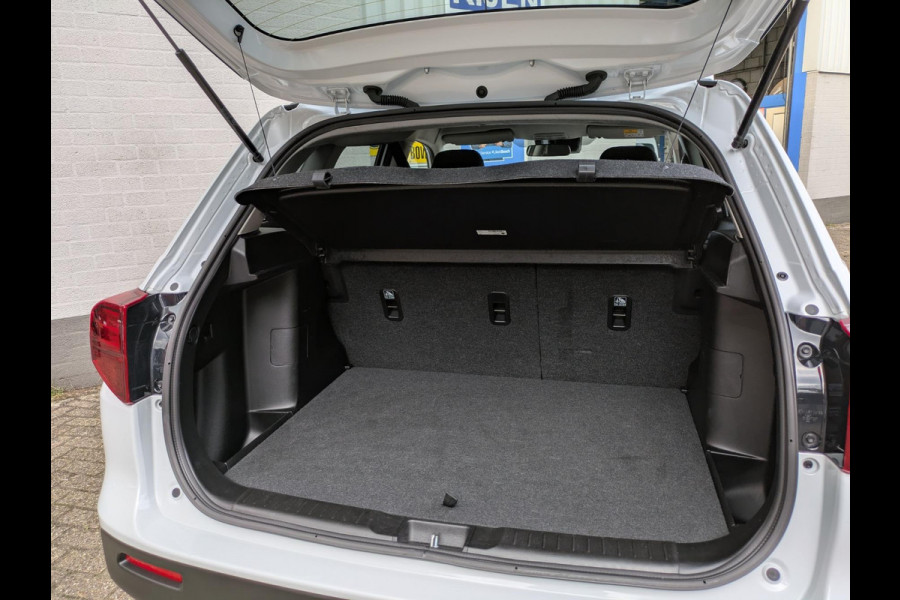 Suzuki Vitara 1.4 Boosterjet Select Smart Hybrid 140PK|Camera|Blindspot|Adaptive-Cruise|Afn.Trekhaak|Apple-Carplay/Android-Auto
