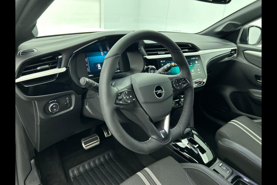 Opel Corsa 1.2 Turbo 136pk Hybrid Automaat GS | Navigatie | Apple Carplay/Android Auto | Digitale Cockpit | Camera | Parkeer sensoren | Airco | Lichtmetalen Velgen | Cruise Control
