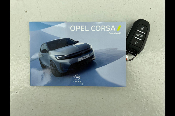 Opel Corsa 1.2 Turbo 136pk Hybrid Automaat GS | Navigatie | Apple Carplay/Android Auto | Digitale Cockpit | Camera | Parkeer sensoren | Airco | Lichtmetalen Velgen | Cruise Control