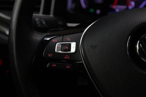 Volkswagen Polo 1.0 TSI Highline Business R / CARPLAY/CAMERA/NAVI/SFEER/VOL