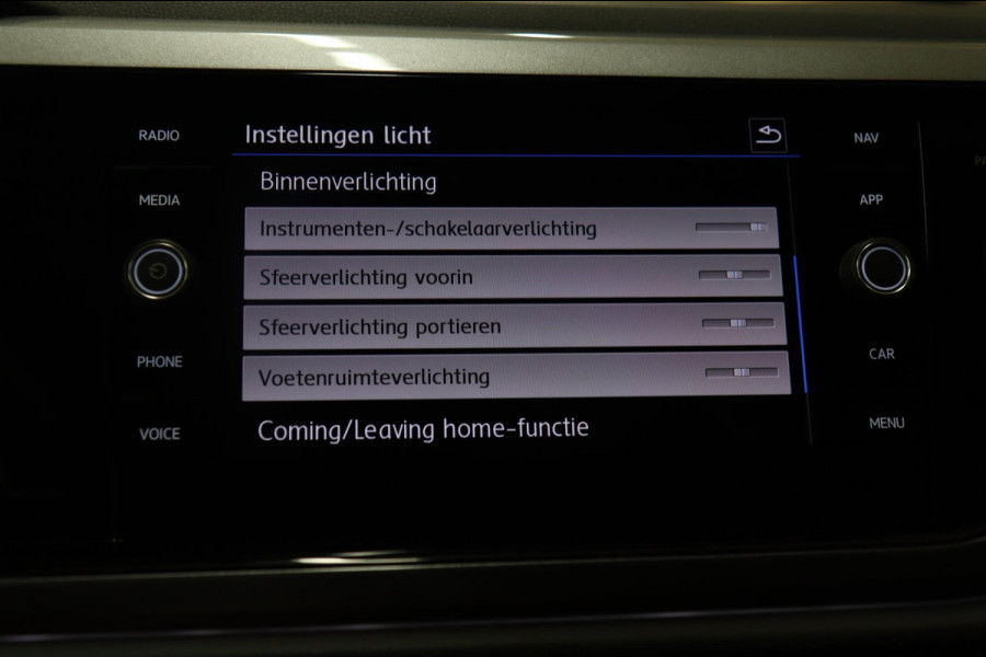 Volkswagen Polo 1.0 TSI Highline Business R / CARPLAY/CAMERA/NAVI/SFEER/VOL