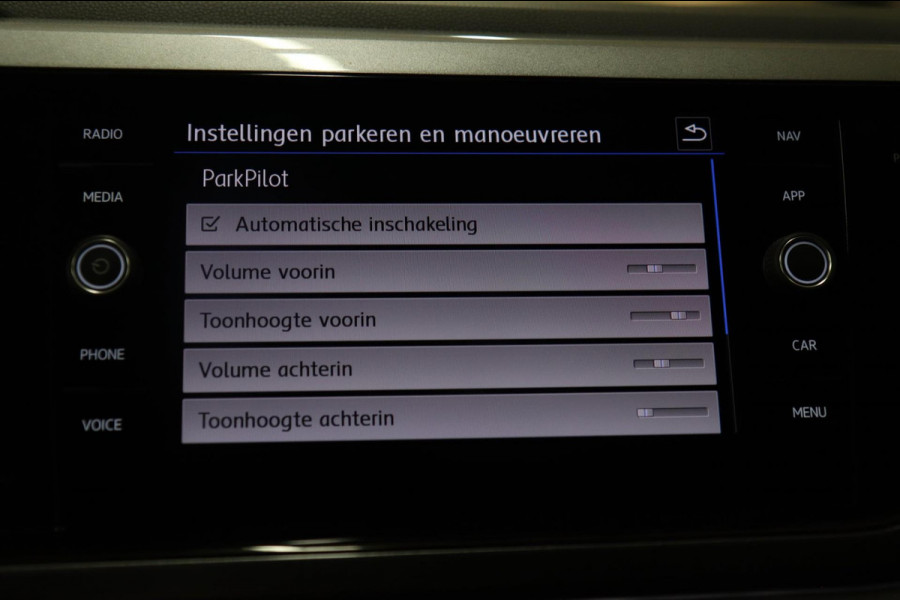 Volkswagen Polo 1.0 TSI Highline Business R / CARPLAY/CAMERA/NAVI/SFEER/VOL