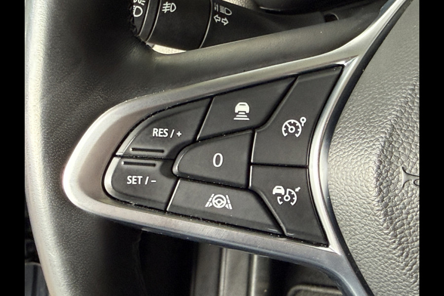 Renault Clio 1.6 E-Tech 140 Initiale Paris | Groot Navi | Leer | Bose | 360 | ACC | Blindspot | Volledig Dealer onderhouden!