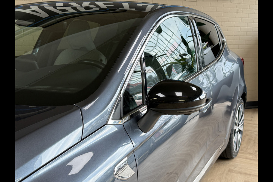 Renault Clio 1.6 E-Tech 140 Initiale Paris | Groot Navi | Leer | Bose | 360 | ACC | Blindspot | Volledig Dealer onderhouden!