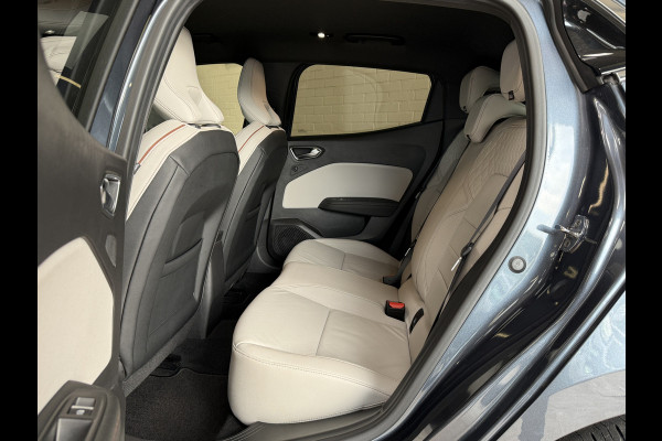 Renault Clio 1.6 E-Tech 140 Initiale Paris | Groot Navi | Leer | Bose | 360 | ACC | Blindspot | Volledig Dealer onderhouden!