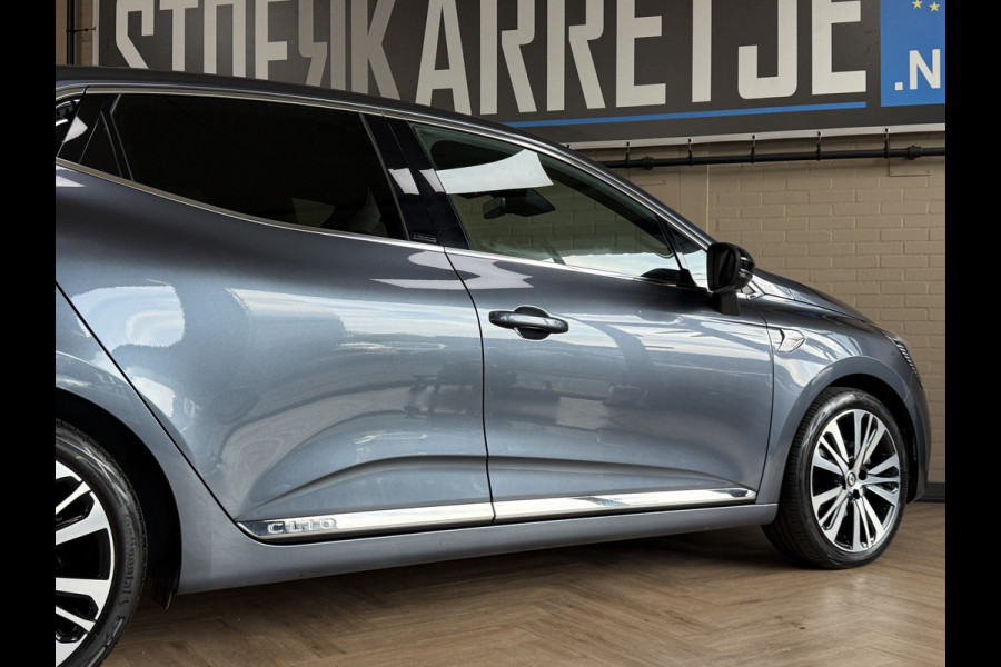 Renault Clio 1.6 E-Tech 140 Initiale Paris | Groot Navi | Leer | Bose | 360 | ACC | Blindspot | Volledig Dealer onderhouden!