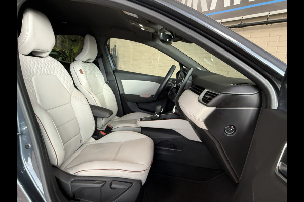 Renault Clio 1.6 E-Tech 140 Initiale Paris | Groot Navi | Leer | Bose | 360 | ACC | Blindspot | Volledig Dealer onderhouden!